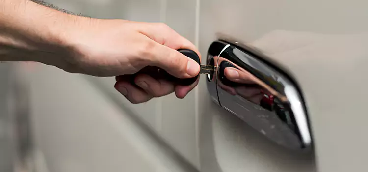 Why Choose Our Auto Locksmith Team in Ingersoll, ON?